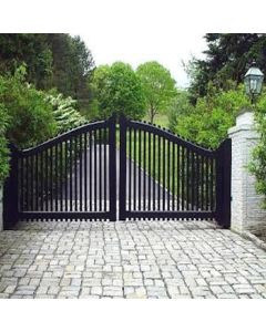 Curved-Top Vertical Bar Metal Gate – Classic Estate Gate by Maimo Furniture MAM0111202512
