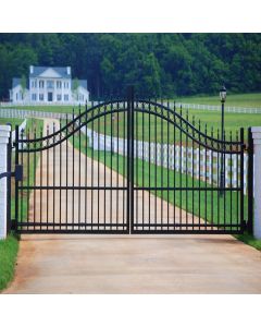 Classic Curved Ranch Metal Gate – Elegant Estate Entrance by Maimo Furniture MAM01112025134